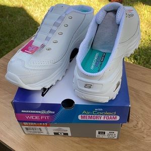 Sketchers Women’s Wide Fit Size 9